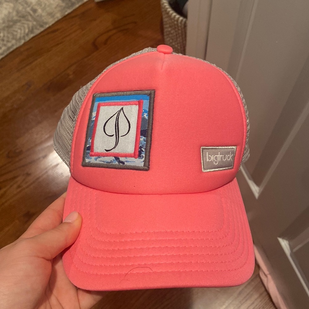 Perfect condition, aspen snowmass trucker hat